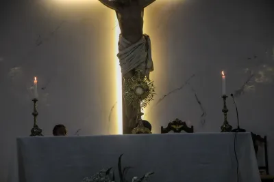 5º dia da novena - Adoração do Santíssimo Sacramento e Bênção aos Fieis