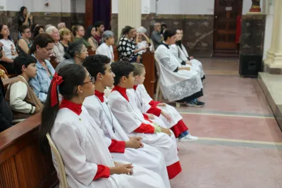 Editar 30 dia com Maria - Santa Missa e Coroação - Romeiros Devotos da Comunidade de Celso Bueno, Buritis e Gonçalves