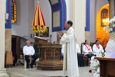 Editar 30 dia com Maria - Santa Missa e Coroação - Romeiros Devotos da Comunidade de Celso Bueno, Buritis e Gonçalves
