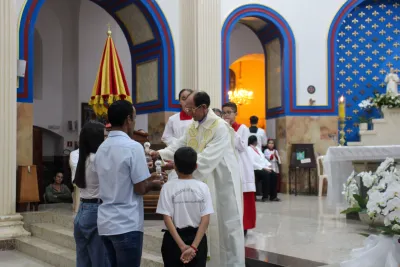 Editar 30 dia com Maria - Santa Missa e Coroação - Romeiros Devotos da Comunidade de Celso Bueno, Buritis e Gonçalves