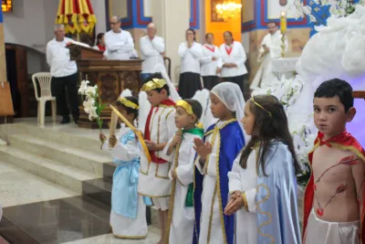 Editar 30 dia com Maria - Santa Missa e Coroação - Romeiros Devotos da Comunidade de Celso Bueno, Buritis e Gonçalves