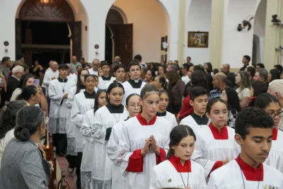 Editar 30 dia com Maria - Santa Missa e Coroação - Romeiros Devotos da Comunidade de Celso Bueno, Buritis e Gonçalves