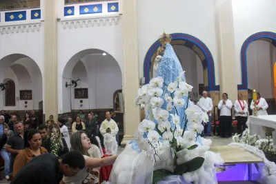 Editar 30 dia com Maria - Santa Missa e Coroação - Romeiros Devotos da Comunidade de Celso Bueno, Buritis e Gonçalves