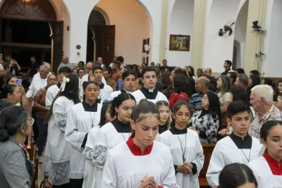 Editar 30 dia com Maria - Santa Missa e Coroação - Romeiros Devotos da Comunidade de Celso Bueno, Buritis e Gonçalves