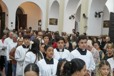 Editar 30 dia com Maria - Santa Missa e Coroação - Romeiros Devotos da Comunidade de Celso Bueno, Buritis e Gonçalves