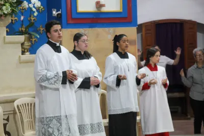 Editar 30 dia com Maria - Santa Missa e Coroação - Romeiros Devotos da Comunidade de Celso Bueno, Buritis e Gonçalves