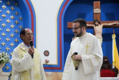 Editar 30 dia com Maria - Santa Missa e Coroação - Romeiros Devotos da Comunidade de Celso Bueno, Buritis e Gonçalves