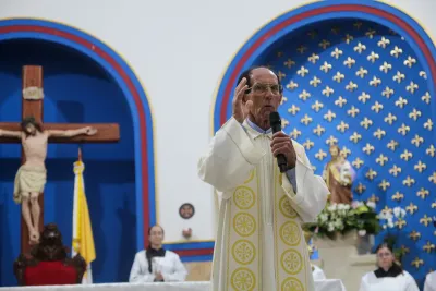 Editar 30 dia com Maria - Santa Missa e Coroação - Romeiros Devotos da Comunidade de Celso Bueno, Buritis e Gonçalves