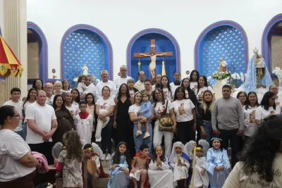 Editar 30 dia com Maria - Santa Missa e Coroação - Romeiros Devotos da Comunidade de Celso Bueno, Buritis e Gonçalves
