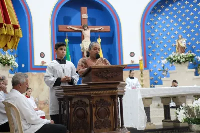Editar 30 dia com Maria - Santa Missa e Coroação - Romeiros Devotos da Comunidade de Celso Bueno, Buritis e Gonçalves