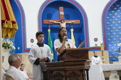 Editar 30 dia com Maria - Santa Missa e Coroação - Romeiros Devotos da Comunidade de Celso Bueno, Buritis e Gonçalves