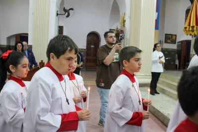 Editar 30 dia com Maria - Santa Missa e Coroação - Romeiros Devotos da Paróquia São José (Uberlândia)