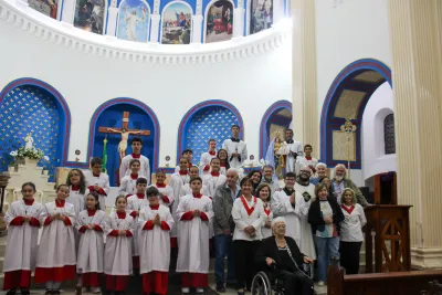 Editar 30 dia com Maria - Santa Missa e Coroação - Romeiros Devotos da Paróquia São José (Uberlândia)