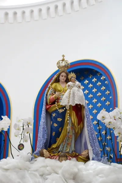 Editar 30 dia com Maria - Santa Missa e Coroação - Romeiros Devotos da Paróquia São José (Uberlândia)