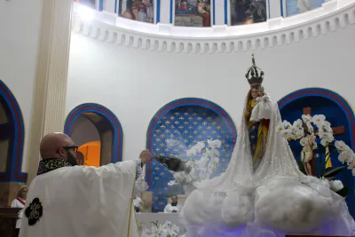 Editar 30 dia com Maria - Santa Missa e Coroação - Romeiros Devotos da Paróquia São José (Uberlândia)