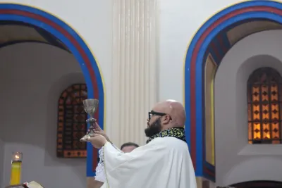 Editar 30 dia com Maria - Santa Missa e Coroação - Romeiros Devotos da Paróquia São José (Uberlândia)