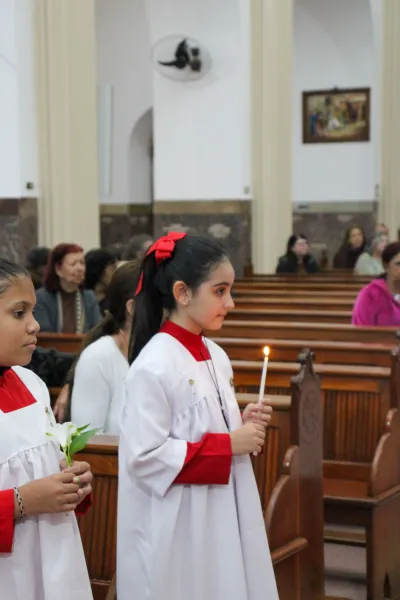 Editar 30 dia com Maria - Santa Missa e Coroação - Romeiros Devotos da Paróquia São José (Uberlândia)