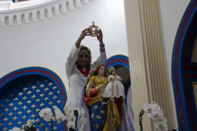 Editar 30 dia com Maria - Santa Missa e Coroação - Romeiros Devotos da Paróquia São José (Uberlândia)
