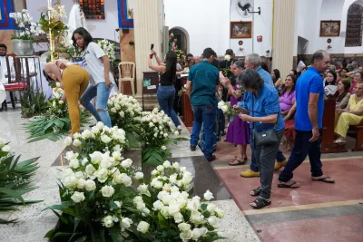 Encerramento da Novena: Dia de Ação de Graças com oferta de flores à Nossa Senhora da Abadia - 14 de Agosto