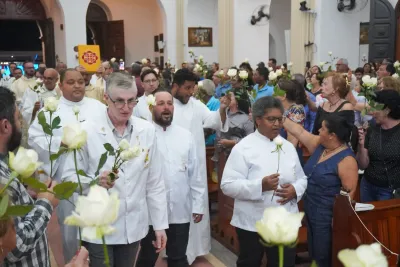 Encerramento da Novena: Dia de Ação de Graças com oferta de flores à Nossa Senhora da Abadia - 14 de Agosto