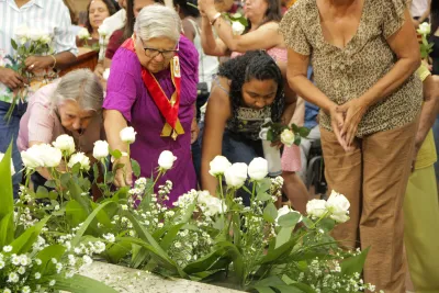 Encerramento da Novena: Dia de Ação de Graças com oferta de flores à Nossa Senhora da Abadia - 14 de Agosto