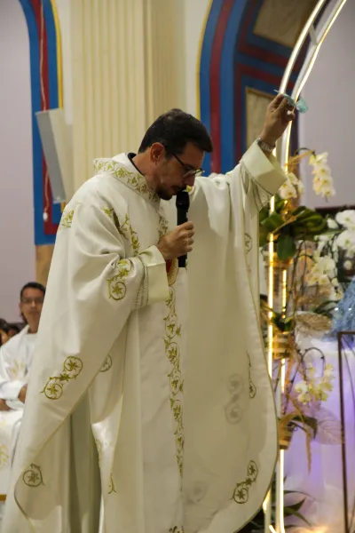 Oitavo dia da Novena: Consagração e Renovação da Consagração a Nossa Senhora da Abadia - 13 de Agosto