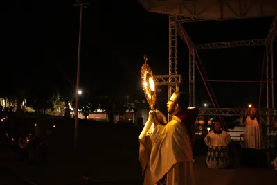 Quarto dia da Novena: Benção e Noite das Velas (campal) Pe. Fabiano Roberto - 9 de Agosto