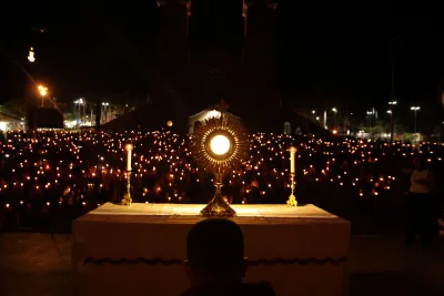 Quarto dia da Novena: Benção e Noite das Velas (campal) Pe. Fabiano Roberto - 9 de Agosto
