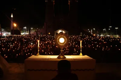 Quarto dia da Novena: Benção e Noite das Velas (campal) Pe. Fabiano Roberto - 9 de Agosto