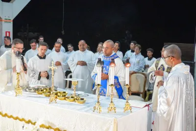 Quarto dia da Novena: Benção e Noite das Velas (campal) Pe. Fabiano Roberto - 9 de Agosto