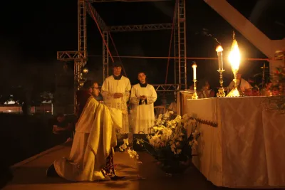 Quarto dia da Novena: Benção e Noite das Velas (campal) Pe. Fabiano Roberto - 9 de Agosto