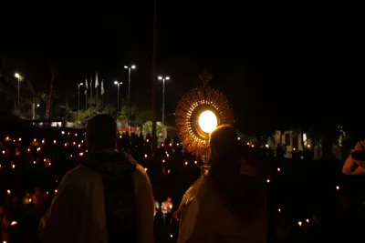 Quarto dia da Novena: Benção e Noite das Velas (campal) Pe. Fabiano Roberto - 9 de Agosto