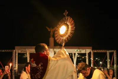 Quarto dia da Novena: Benção e Noite das Velas (campal) Pe. Fabiano Roberto - 9 de Agosto