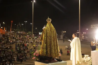 Quarto dia da Novena: Benção e Noite das Velas (campal) Pe. Fabiano Roberto - 9 de Agosto