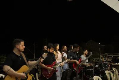 Quarto dia da Novena: Benção e Noite das Velas (campal) Pe. Fabiano Roberto - 9 de Agosto