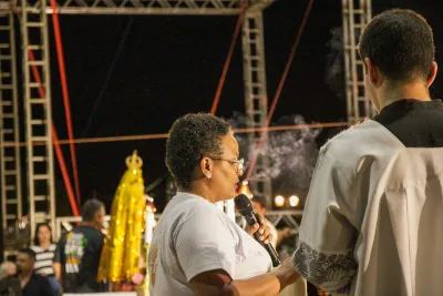Quarto dia da Novena: Benção e Noite das Velas (campal) Pe. Fabiano Roberto - 9 de Agosto
