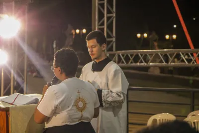 Quarto dia da Novena: Benção e Noite das Velas (campal) Pe. Fabiano Roberto - 9 de Agosto