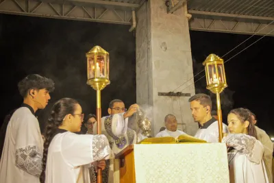 Quarto dia da Novena: Benção e Noite das Velas (campal) Pe. Fabiano Roberto - 9 de Agosto