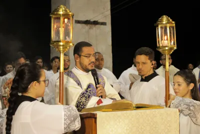 Quarto dia da Novena: Benção e Noite das Velas (campal) Pe. Fabiano Roberto - 9 de Agosto
