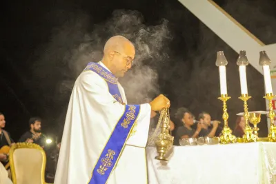 Quarto dia da Novena: Benção e Noite das Velas (campal) Pe. Fabiano Roberto - 9 de Agosto