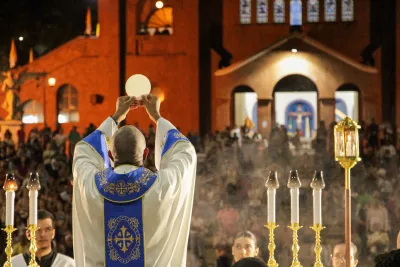 Quarto dia da Novena: Benção e Noite das Velas (campal) Pe. Fabiano Roberto - 9 de Agosto