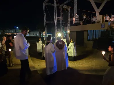 Quarto dia da Novena: Benção e Noite das Velas (campal) Pe. Fabiano Roberto - 9 de Agosto