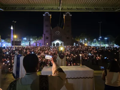 Quarto dia da Novena: Benção e Noite das Velas (campal) Pe. Fabiano Roberto - 9 de Agosto