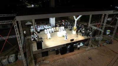 Quarto dia da Novena: Benção e Noite das Velas (campal) Pe. Fabiano Roberto - 9 de Agosto