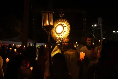 Quarto dia da Novena: Benção e Noite das Velas (campal) Pe. Fabiano Roberto - 9 de Agosto