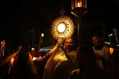 Quarto dia da Novena: Benção e Noite das Velas (campal) Pe. Fabiano Roberto - 9 de Agosto