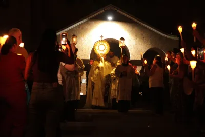 Quarto dia da Novena: Benção e Noite das Velas (campal) Pe. Fabiano Roberto - 9 de Agosto