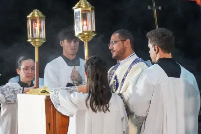 Quarto dia da Novena: Benção e Noite das Velas (campal) Pe. Fabiano Roberto - 9 de Agosto