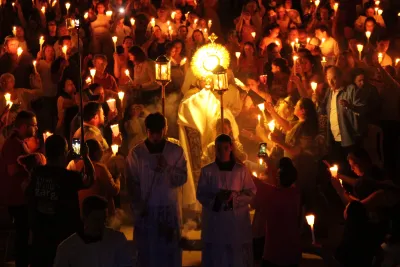 Quarto dia da Novena: Benção e Noite das Velas (campal) Pe. Fabiano Roberto - 9 de Agosto