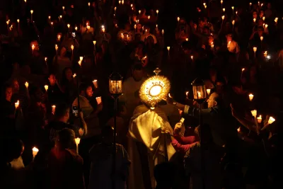Quarto dia da Novena: Benção e Noite das Velas (campal) Pe. Fabiano Roberto - 9 de Agosto